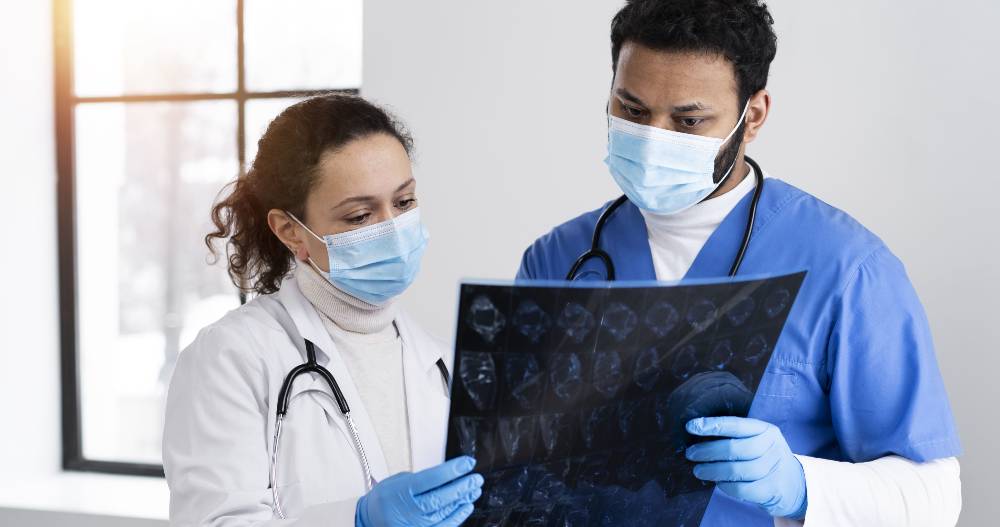 septemir-looking-radiography jpg m